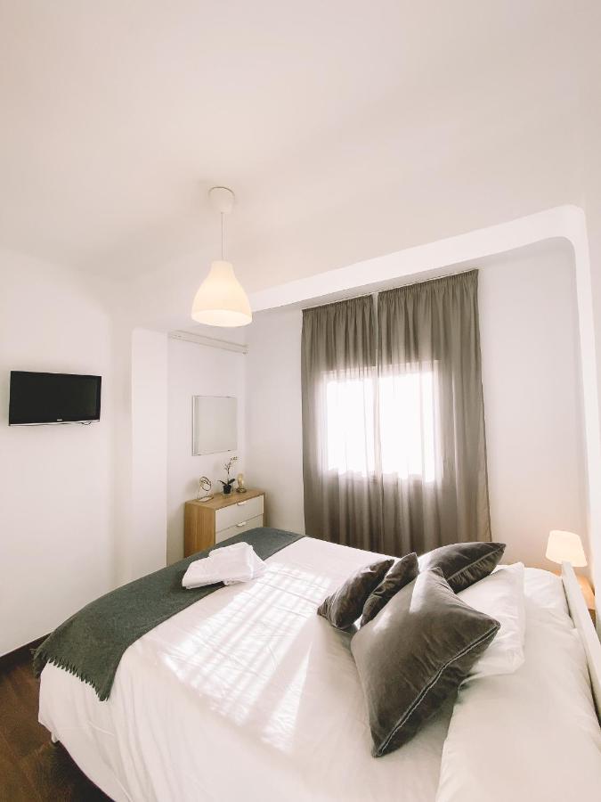 Home مالقة المظهر الخارجي الصورة
